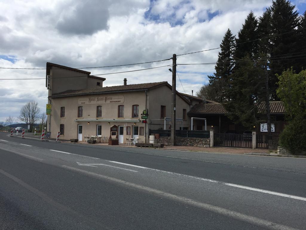 Hotel Saint Pierre Les Sauvages  Exterior photo